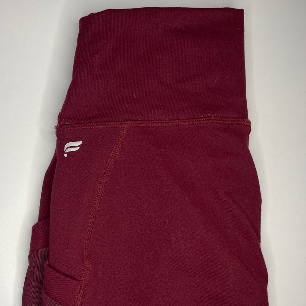 Athletic leggings